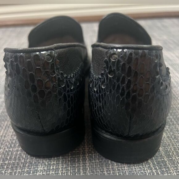 Stuart Weitzman Black Leather Loafers - Picture 7 of 13